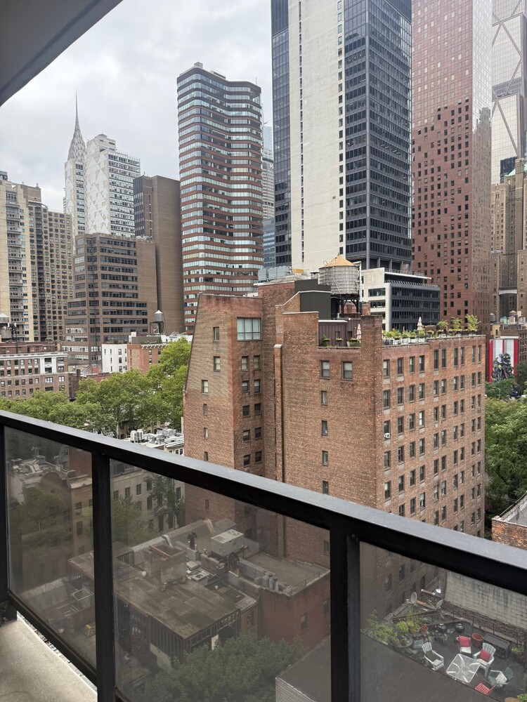 #14 photo, 255 E 49TH Street, マンハッタン Turtle Bay , NY 10022