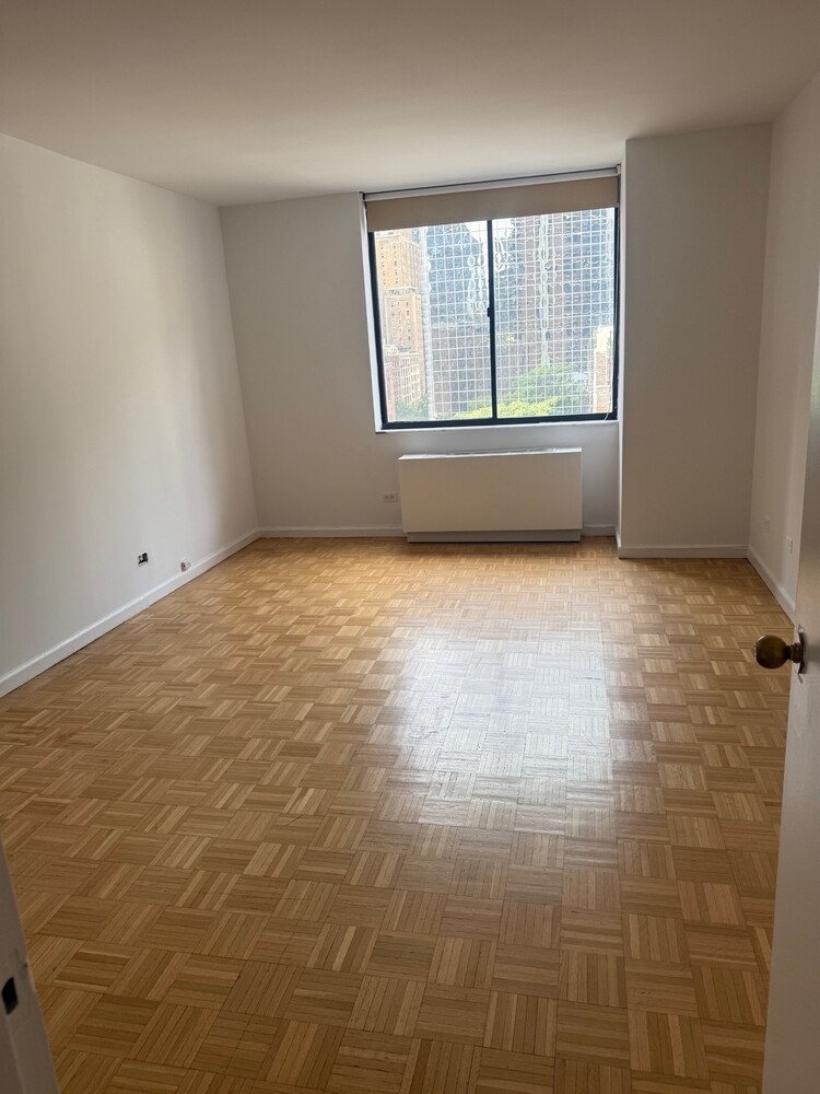 #7 photo, 255 E 49TH Street, マンハッタン Turtle Bay , NY 10022