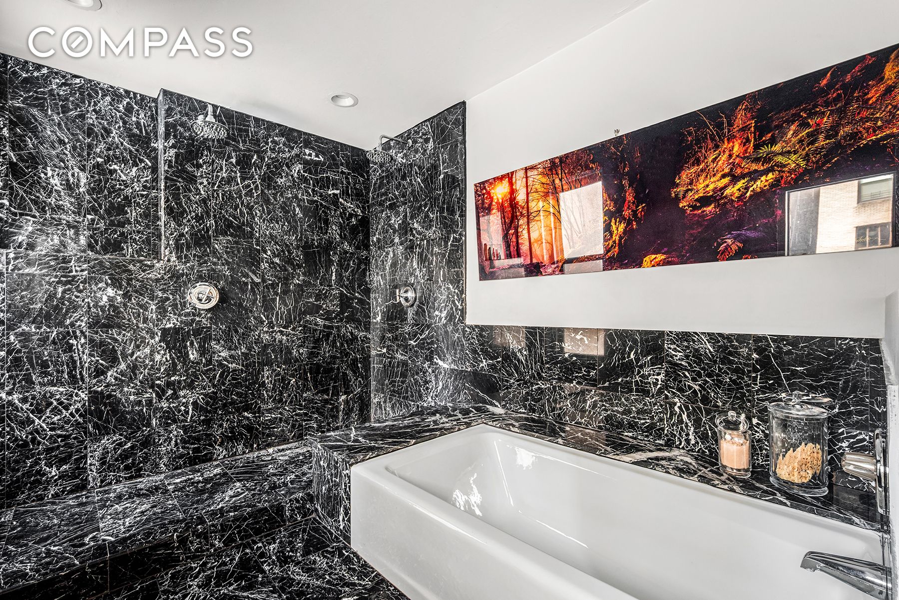 #12 photo, 12 W 29th Street, マンハッタン NoMad , NY 10001