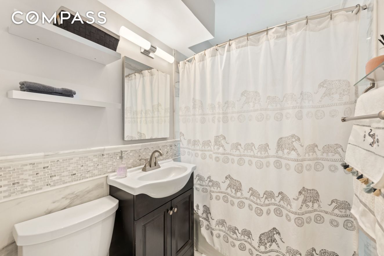 #12 photo, 5730 Mosholu Avenue, ブロンクス区 North Riverdale , NY 10471