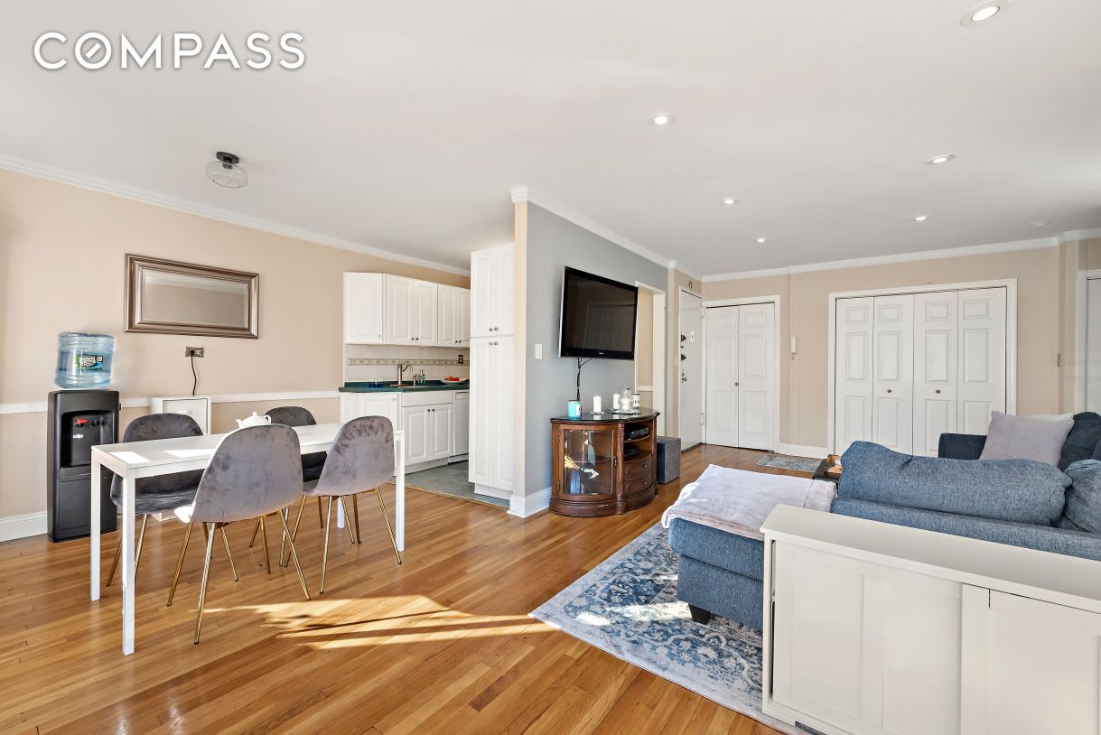 #6 photo, 5730 Mosholu Avenue, ブロンクス区 North Riverdale , NY 10471