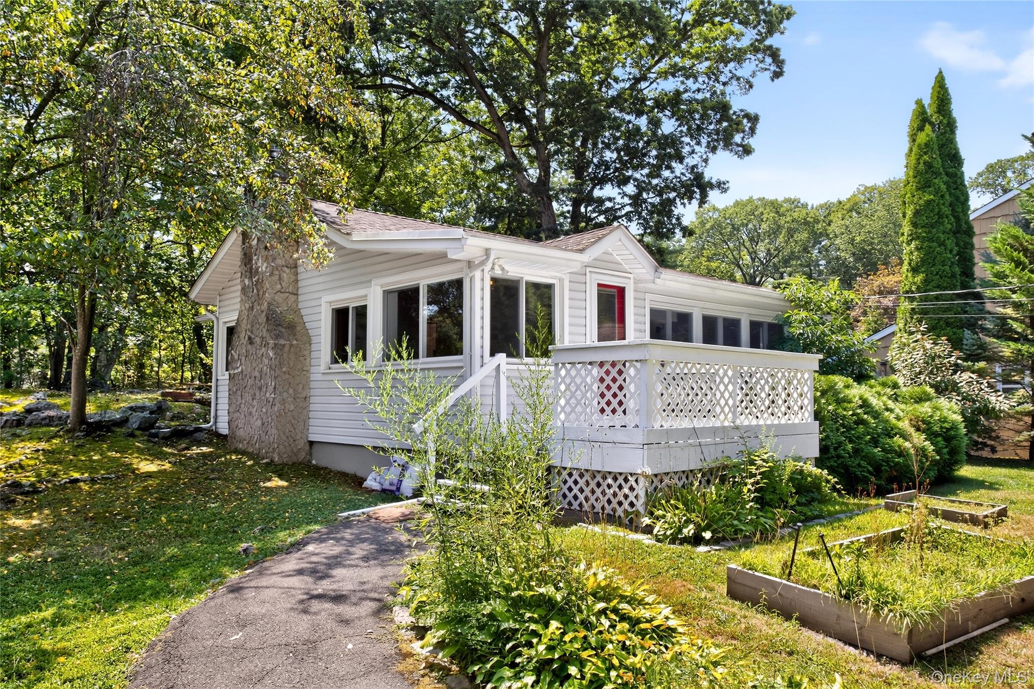 #1 photo, 14 Mountain Trail, Pleasantville , NY 10570