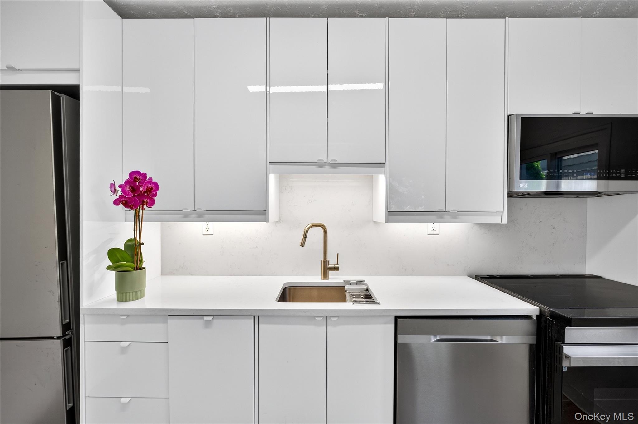 #10 photo, 14 Mountain Trail, Pleasantville , NY 10570