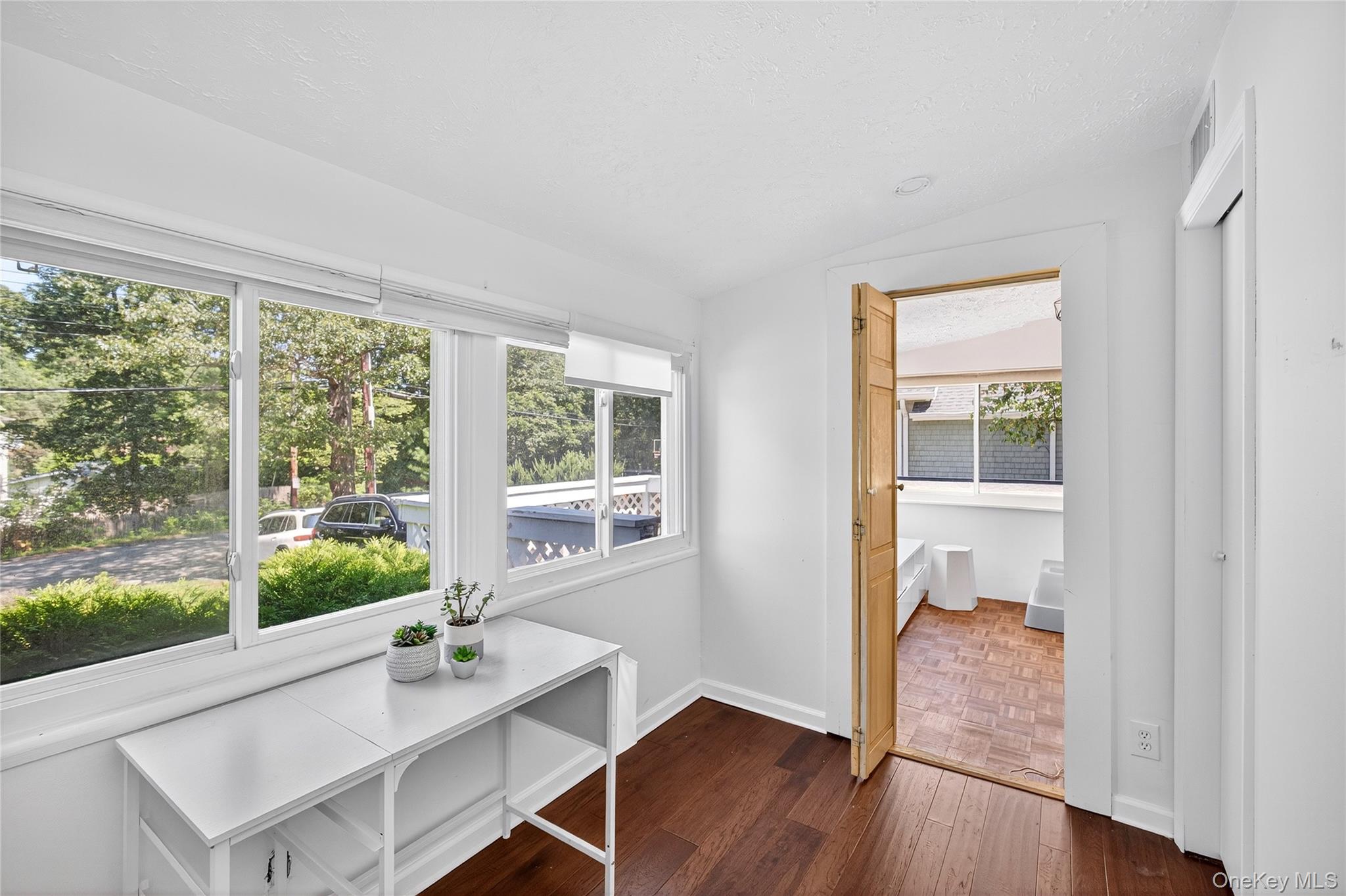 #20 photo, 14 Mountain Trail, Pleasantville , NY 10570