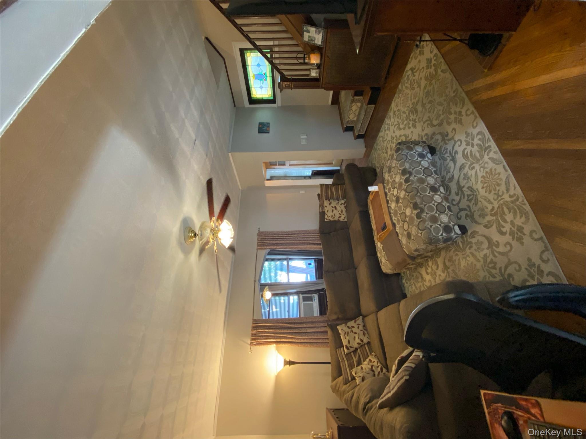 #10 photo, 939 College Place, クイーンズ区 College Point , NY 11356