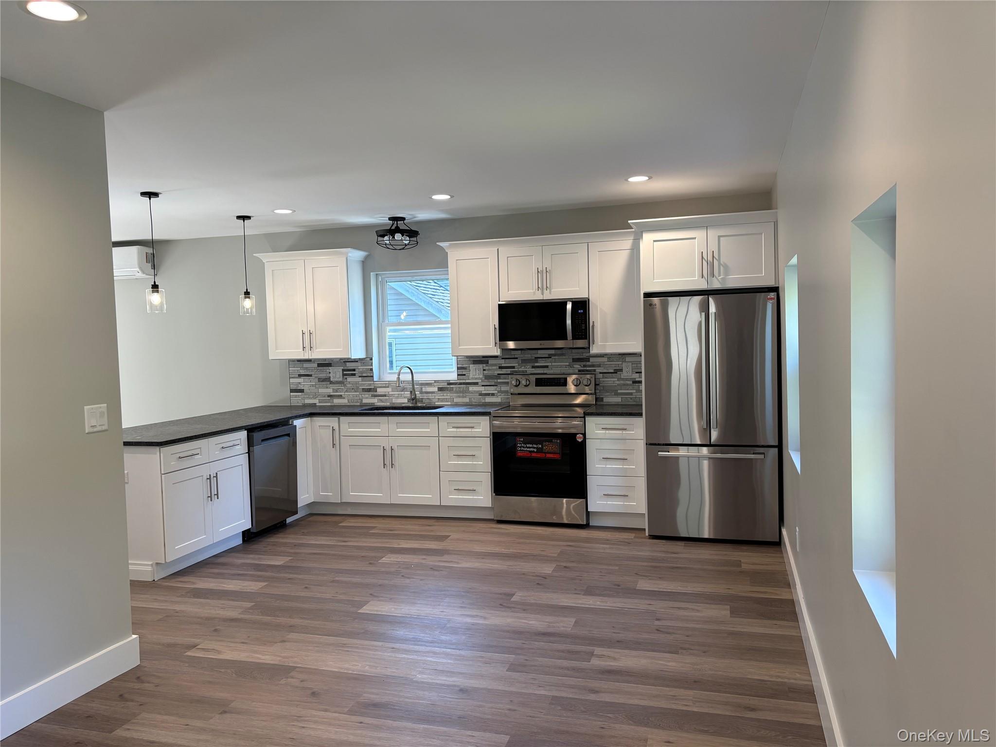 #10 photo, 27 Windermere Avenue, Greenwood Lake , NY 10925