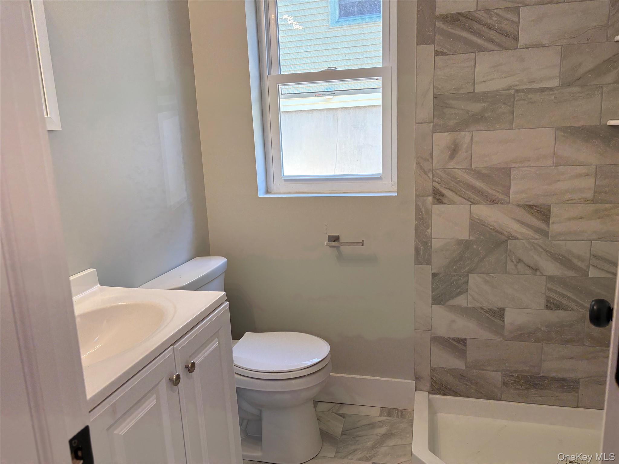 #12 photo, 27 Windermere Avenue, Greenwood Lake , NY 10925