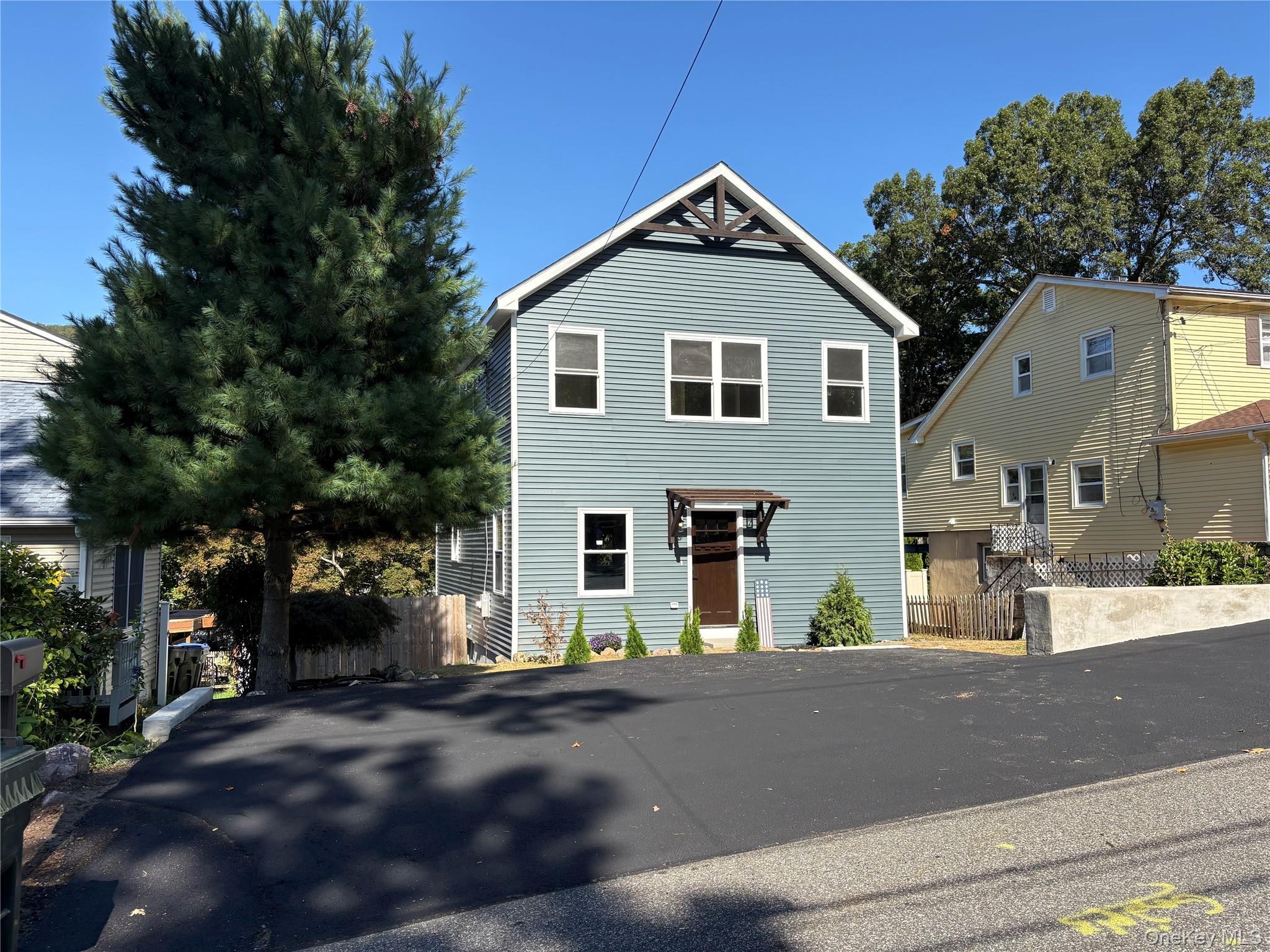 #2 photo, 27 Windermere Avenue, Greenwood Lake , NY 10925