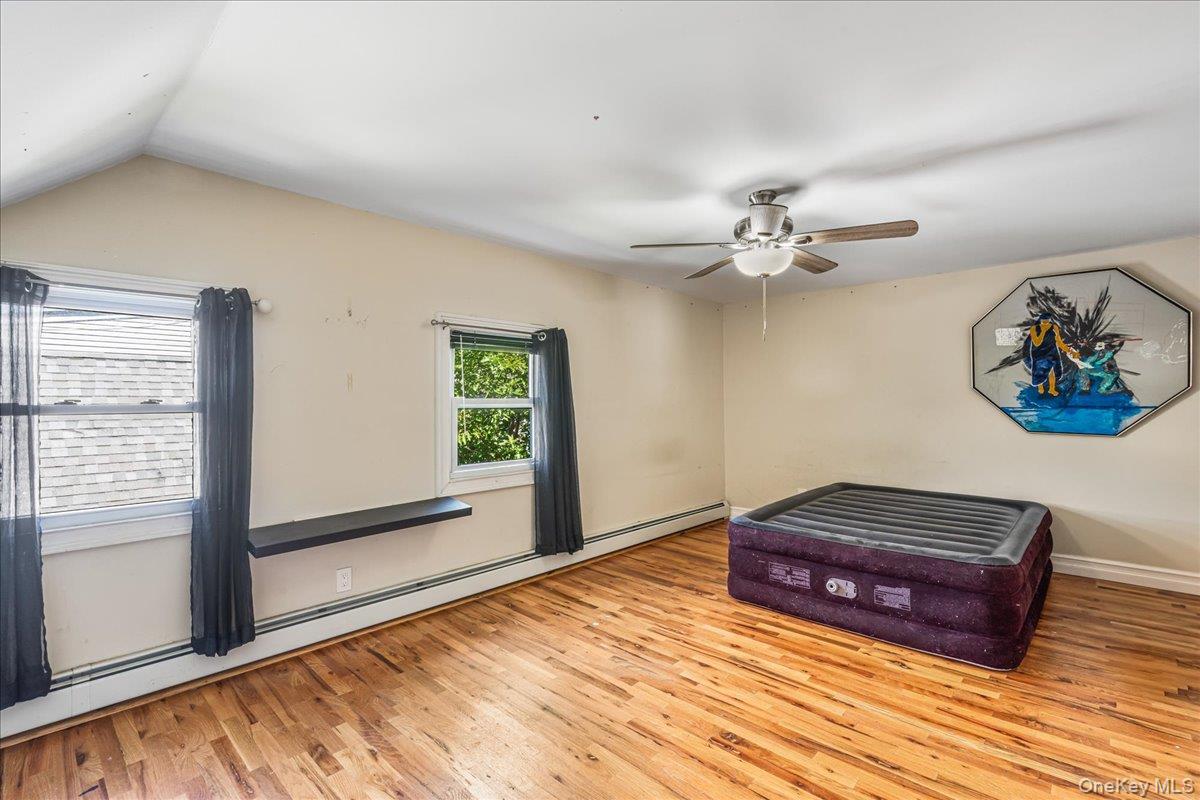 #13 photo, 159 Spring Lane, Levittown , NY 11756