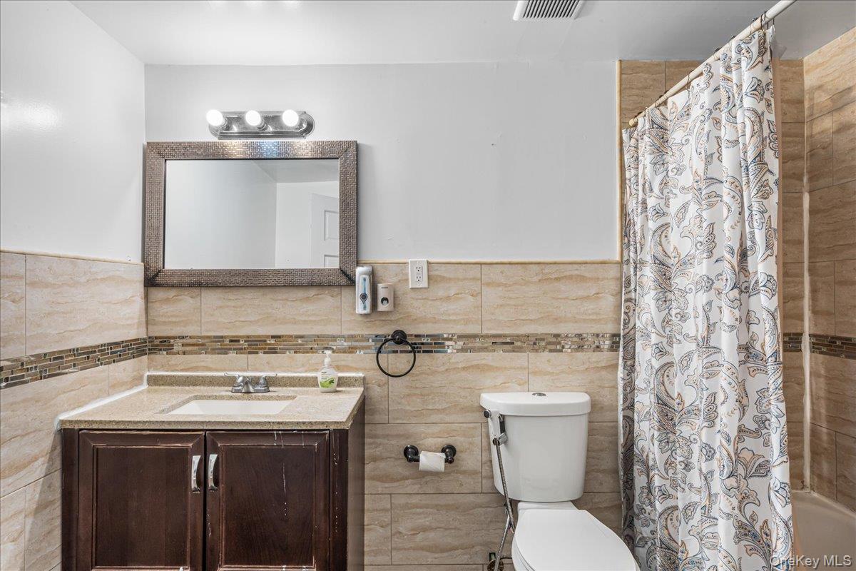 #17 photo, 159 Spring Lane, Levittown , NY 11756