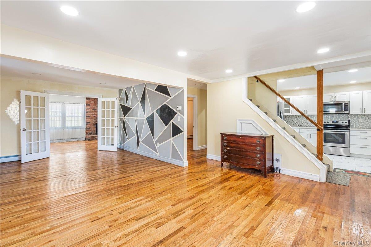 #7 photo, 159 Spring Lane, Levittown , NY 11756