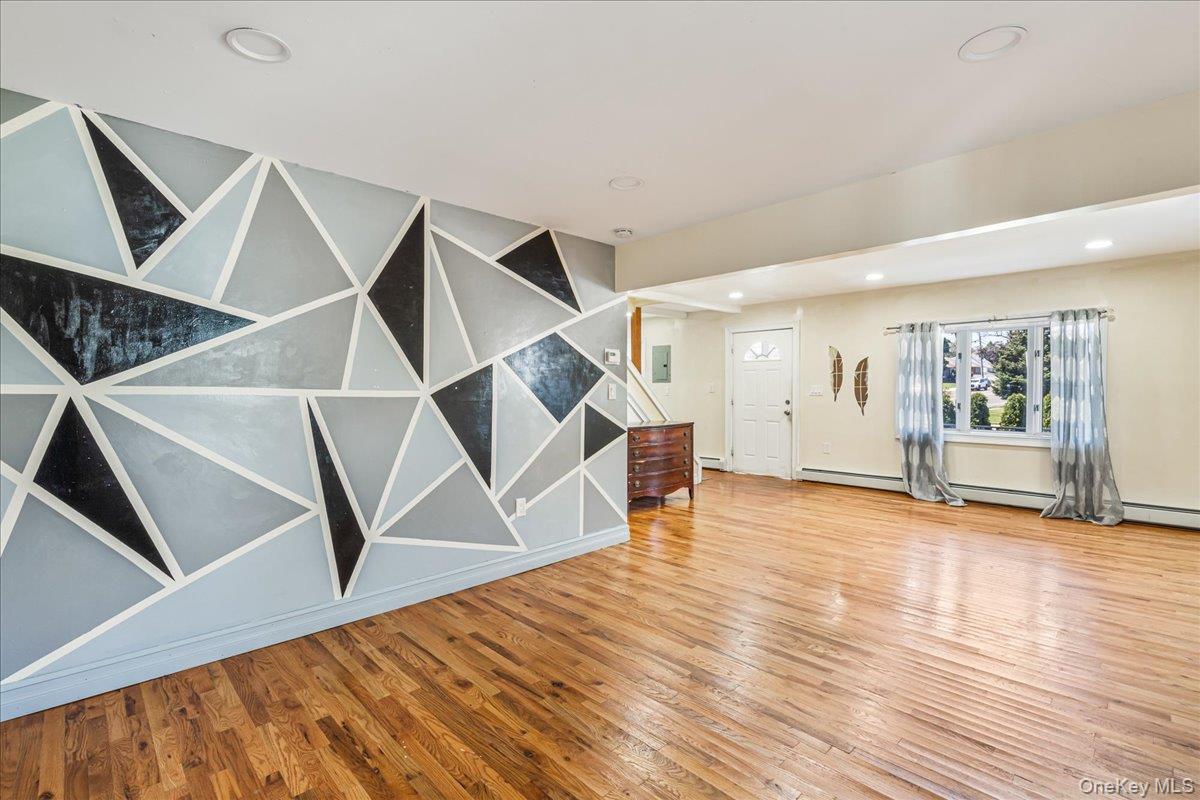 #8 photo, 159 Spring Lane, Levittown , NY 11756