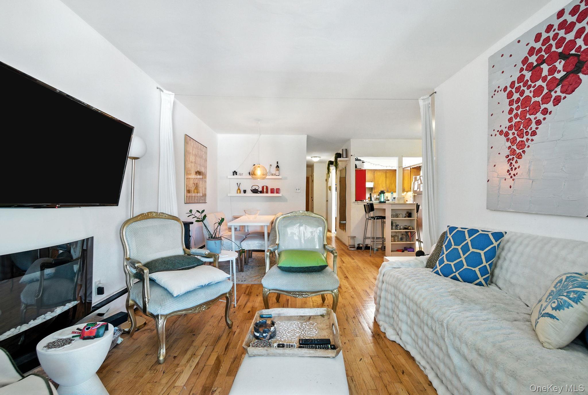 #12 photo, 61-26 Booth Street, クイーンズ区 Rego Park , NY 11374