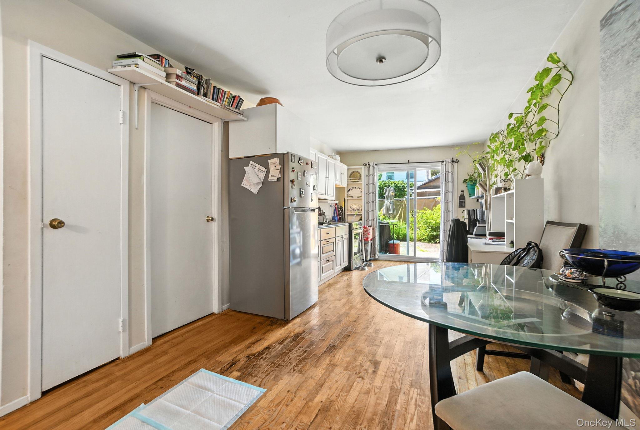 #13 photo, 61-26 Booth Street, クイーンズ区 Rego Park , NY 11374