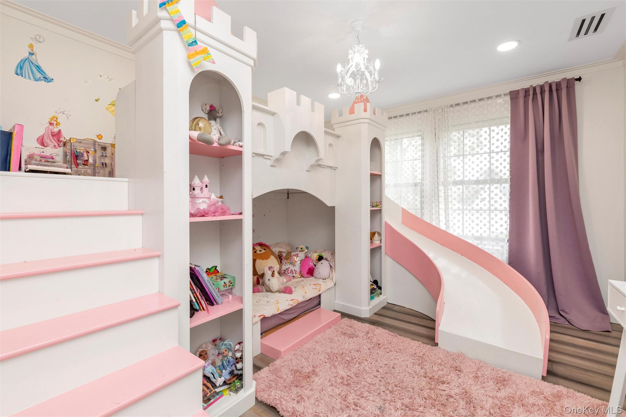 #20 photo, 8 Family Lane, ナッソー郡 Levittown , NY 11756