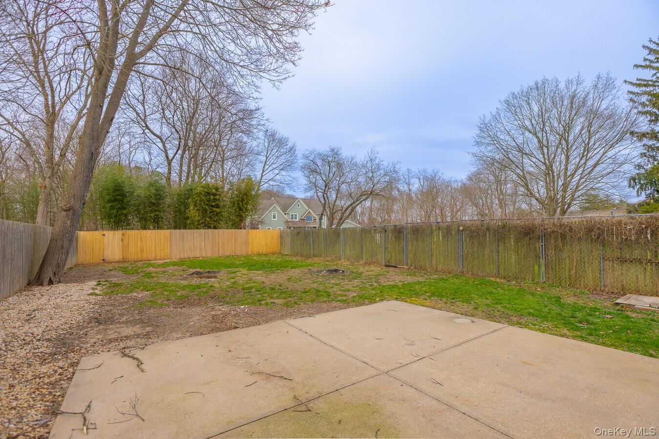 #11 photo, 923 Church Street, サフォーク郡 Bohemia , NY 11716