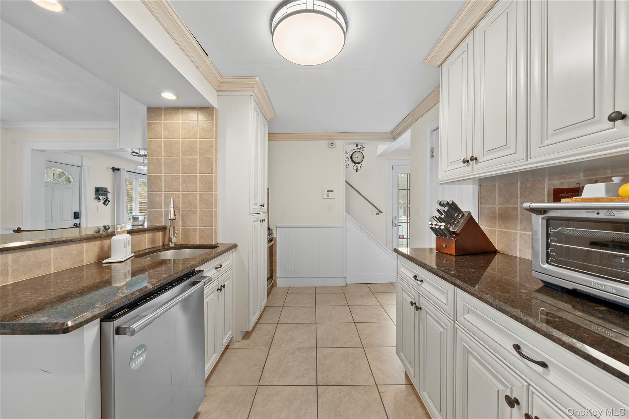 #16 photo, 21 Adams Street, East Islip , NY 11730