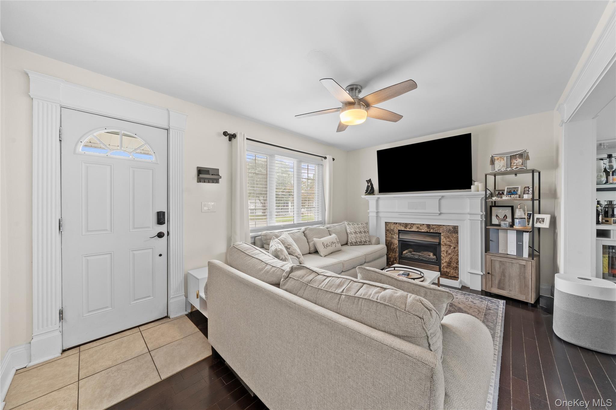 #5 photo, 21 Adams Street, East Islip , NY 11730