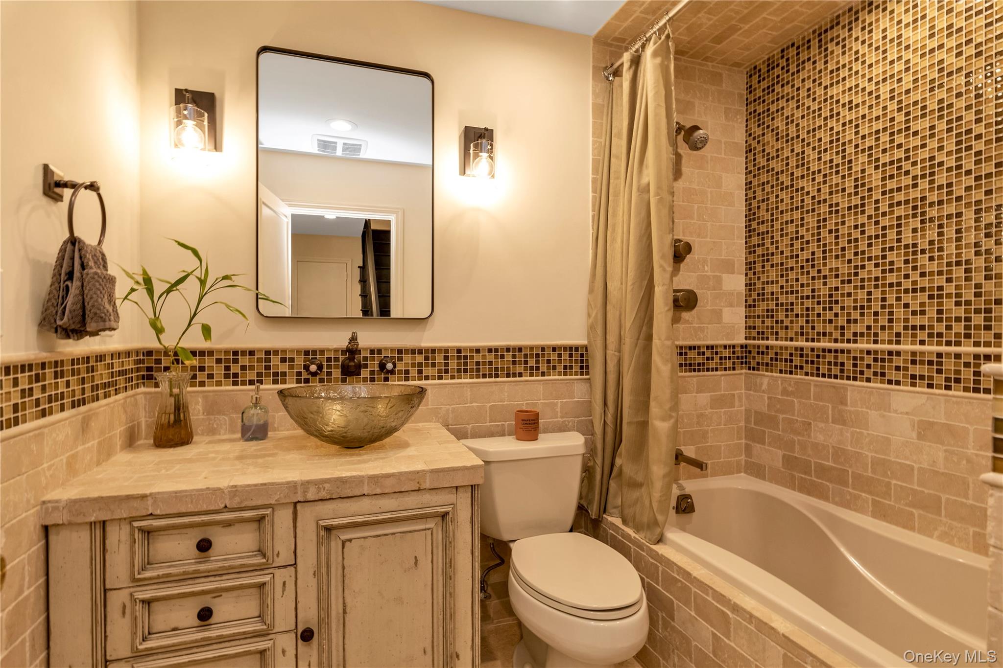 #20 photo, 15 Parkway Drive, ナッソー郡 Roslyn Heights , NY 11577