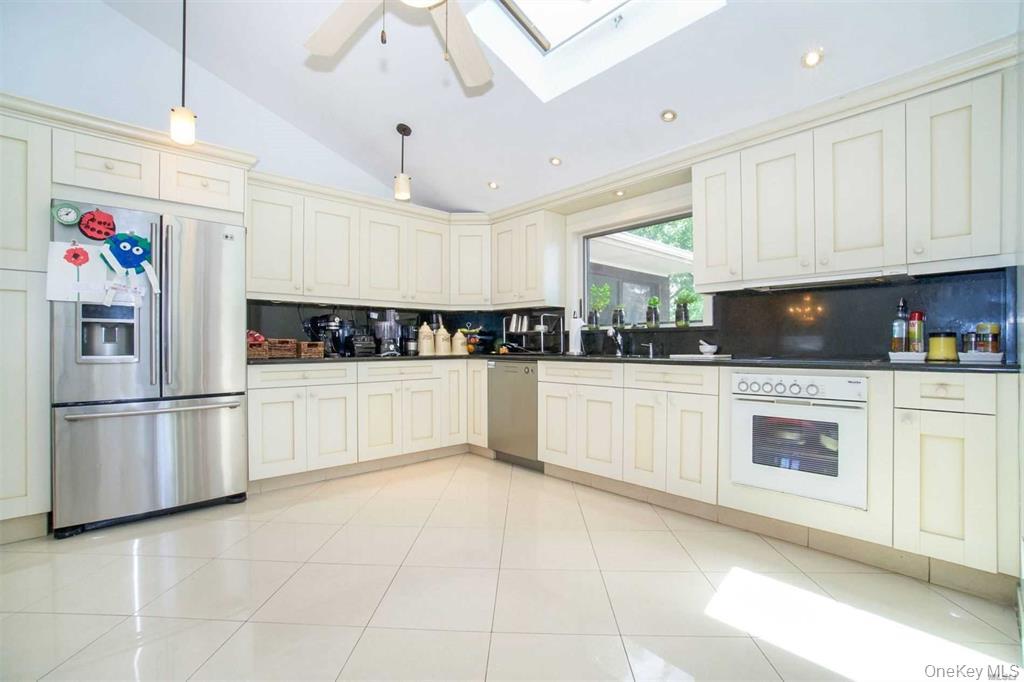 #5 photo, 2 Thorne Court, ナッソー郡 Bethpage , NY 11714