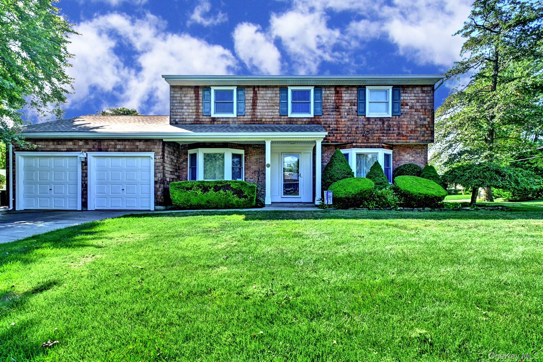 #1 photo, 10 Laurel Road, 东长岛 Oakdale , NY 11769