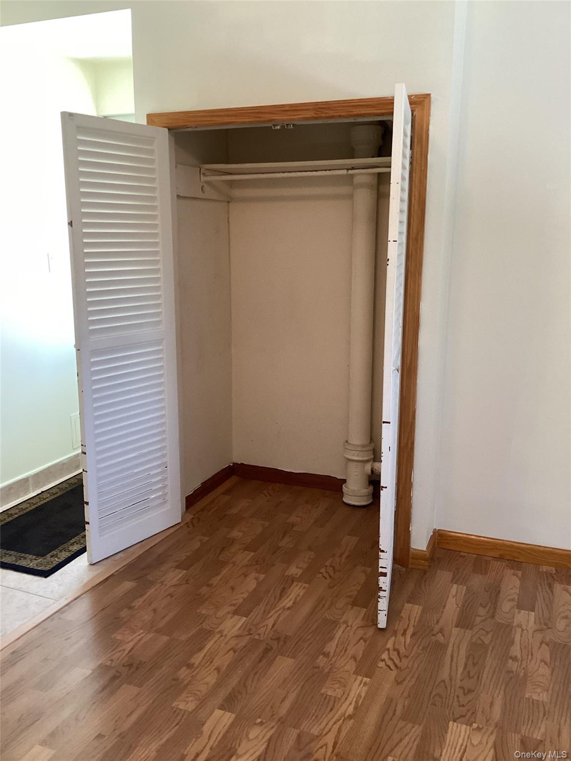 #10 photo, 638 Concord Avenue, ナッソー郡 Williston Park , NY 11596