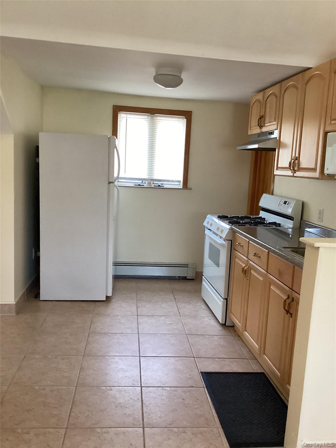 #3 photo, 638 Concord Avenue, ナッソー郡 Williston Park , NY 11596