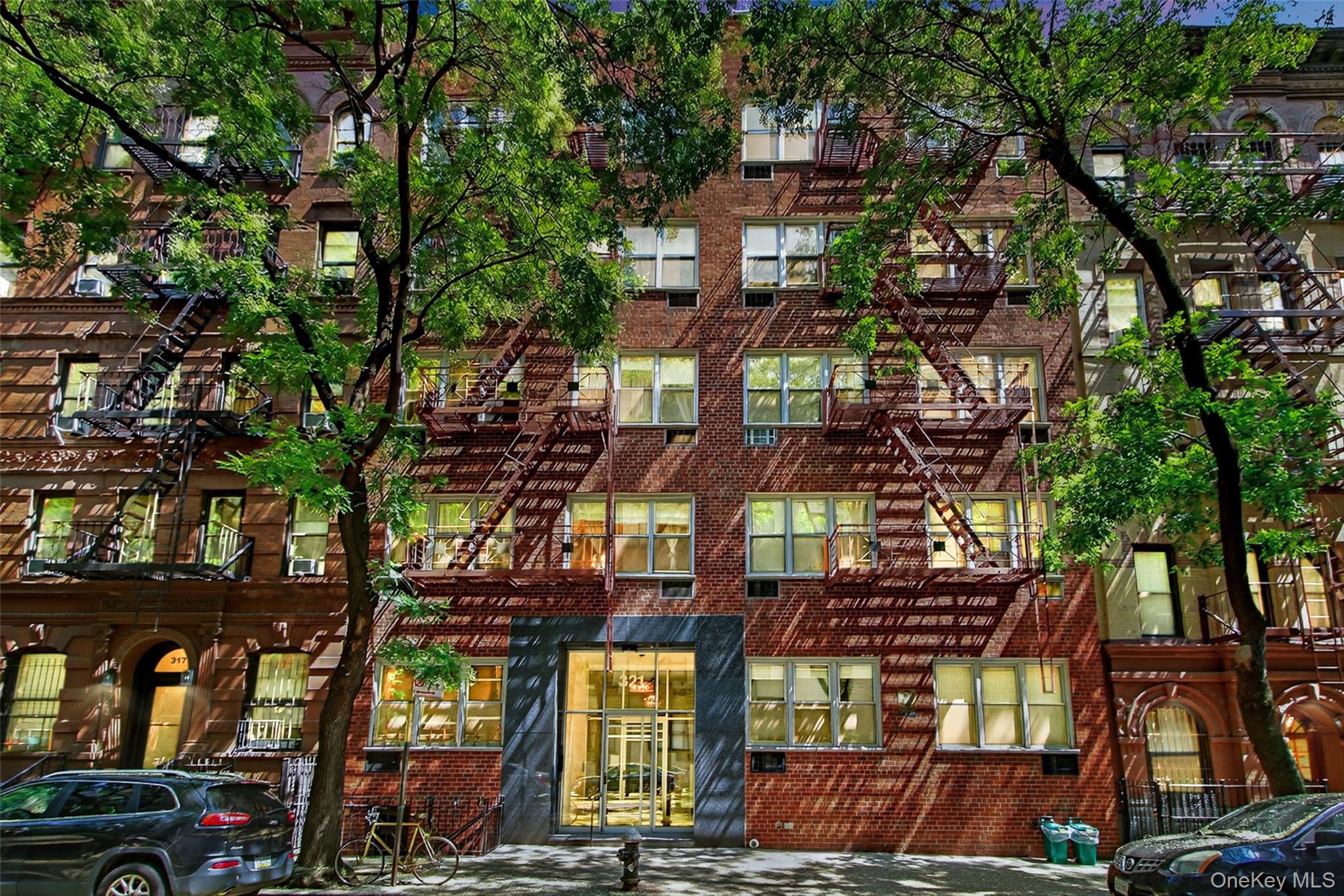 #1 photo, 321 E 89th Street, マンハッタン New York (Manhattan) , NY 10128