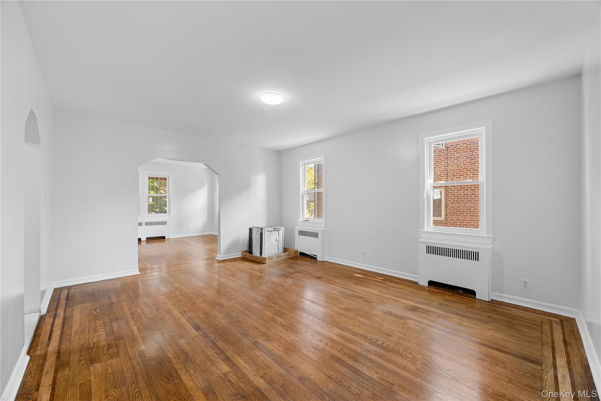 #13 photo, 1054 Lydig Avenue, Bronx , NY 10461