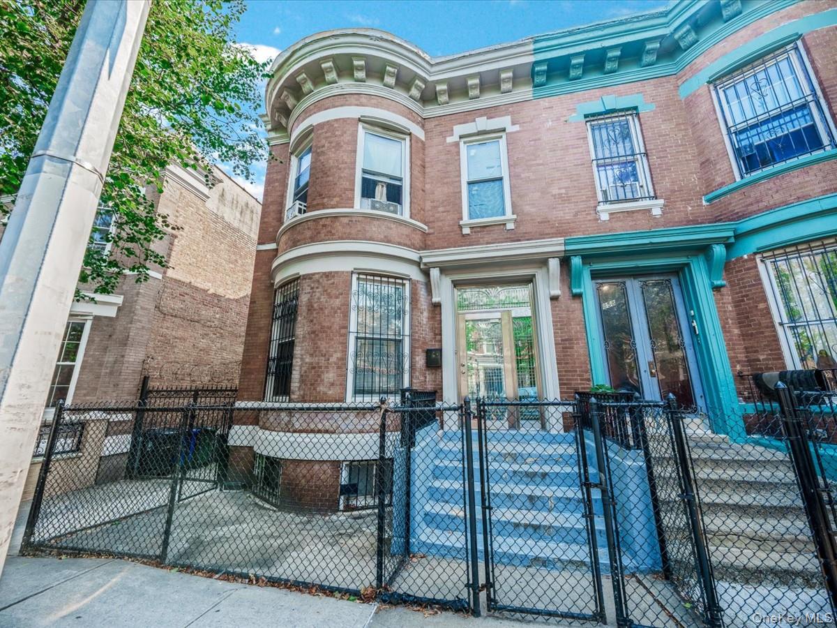 #1 photo, 860 Manida Street, ブロンクス区 Bronx , NY 10474