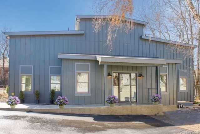 #1 photo, 121 Rombout Avenue, Beacon , NY 12508