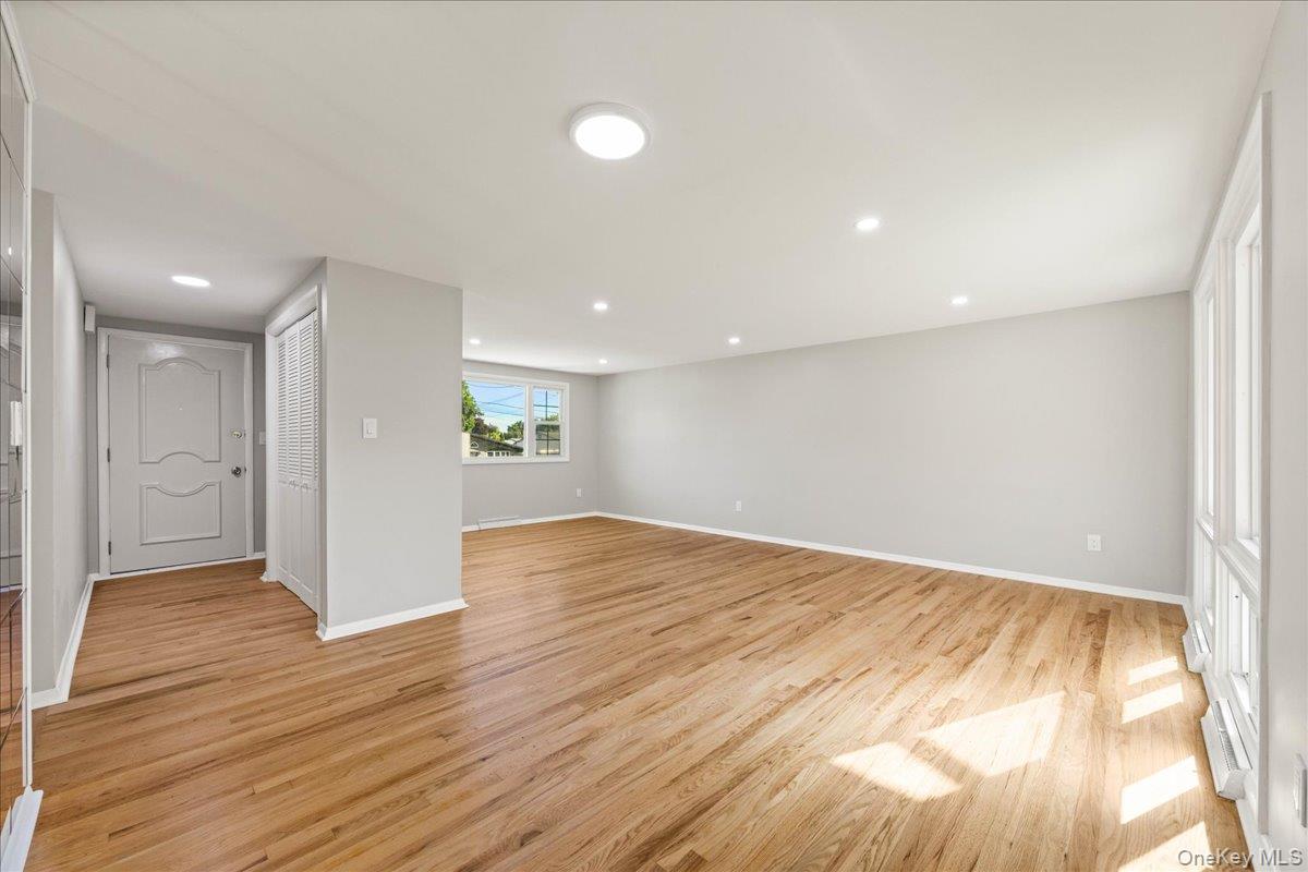 #6 photo, 24 Stony Run Road, Newburgh , NY 12550