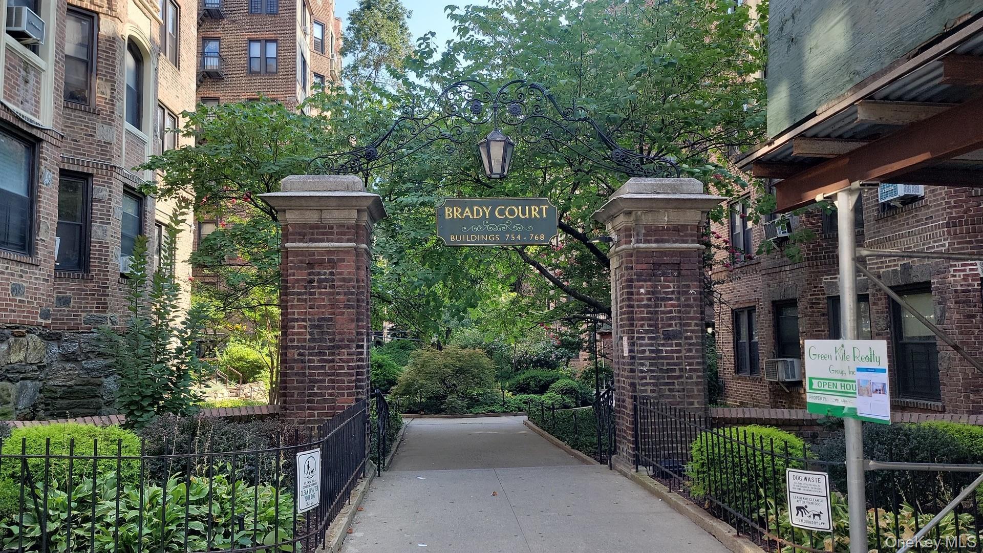 #1 photo, 758 Brady Avenue, 布朗士 Bronx , NY 10462