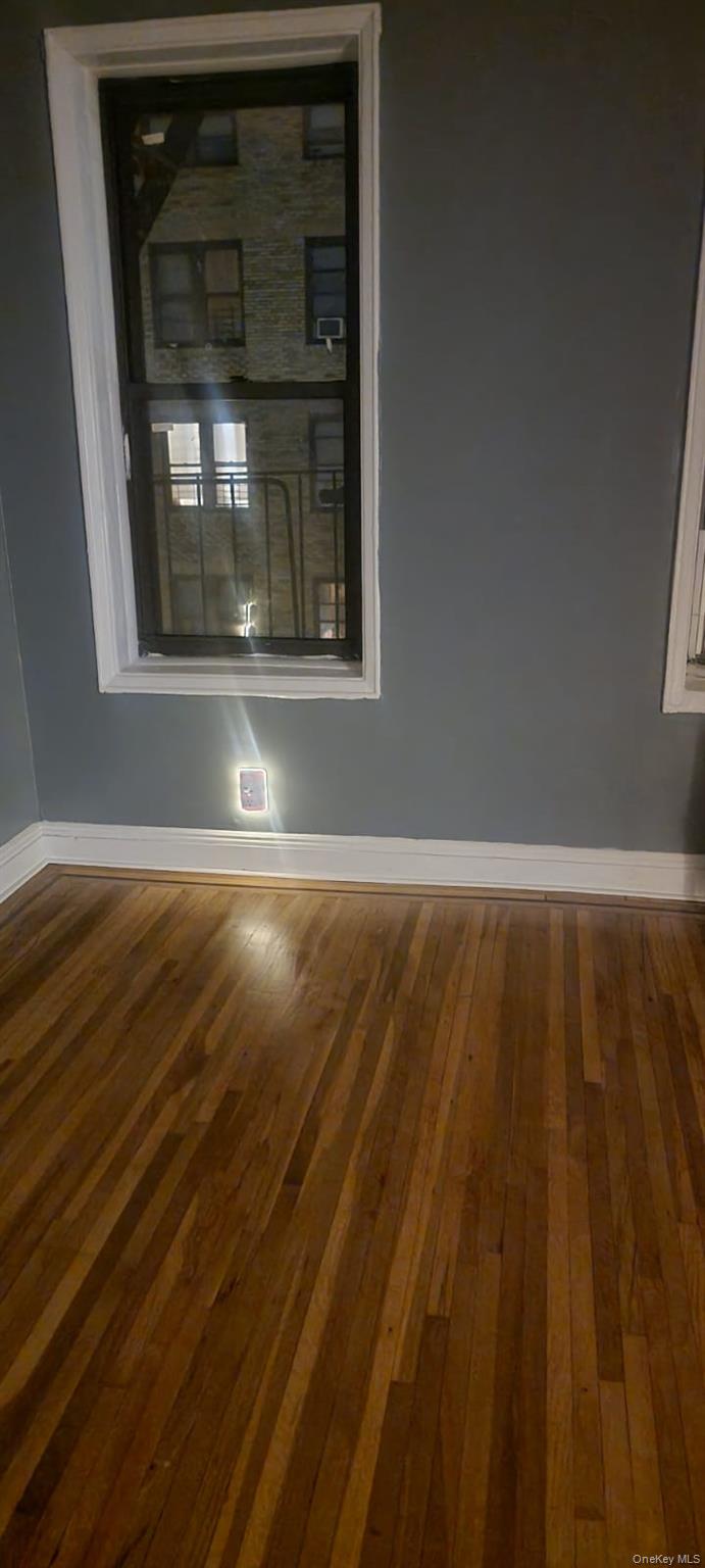 #12 photo, 758 Brady Avenue, 布朗士 Bronx , NY 10462