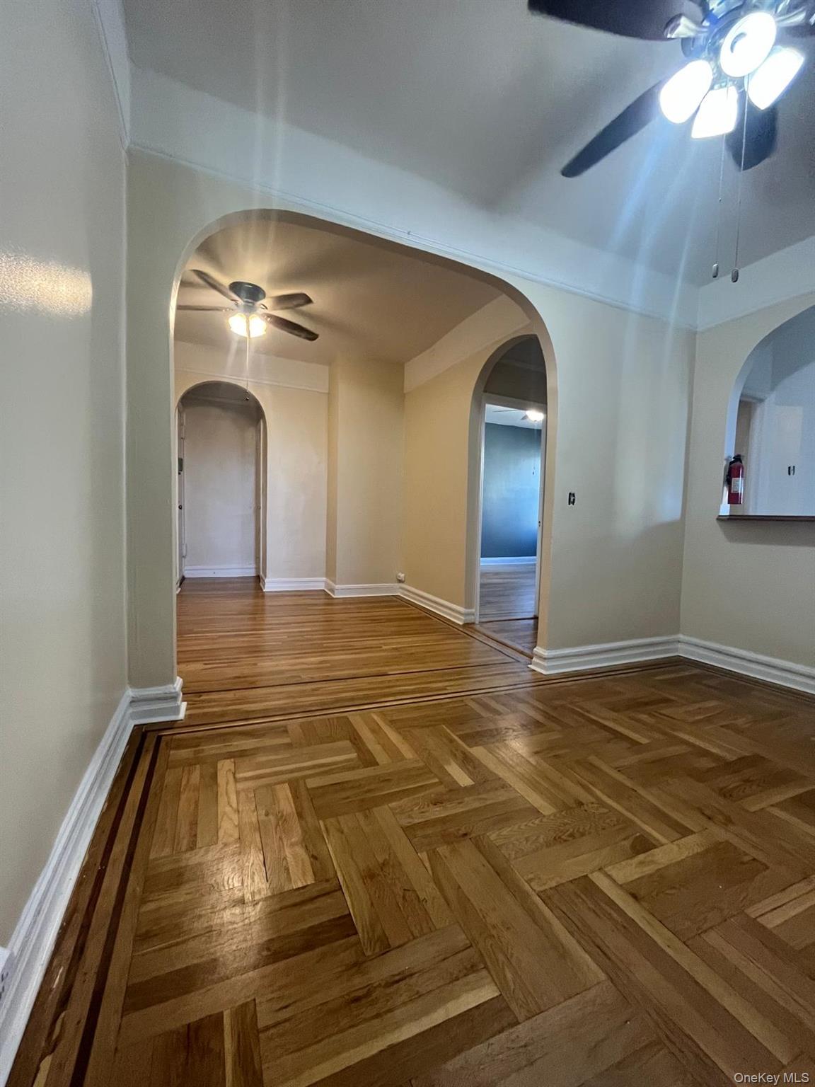 #4 photo, 758 Brady Avenue, 布朗士 Bronx , NY 10462