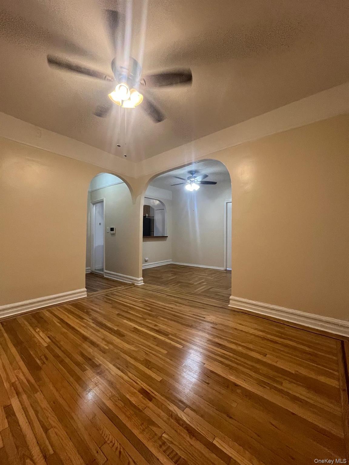 #7 photo, 758 Brady Avenue, 布朗士 Bronx , NY 10462