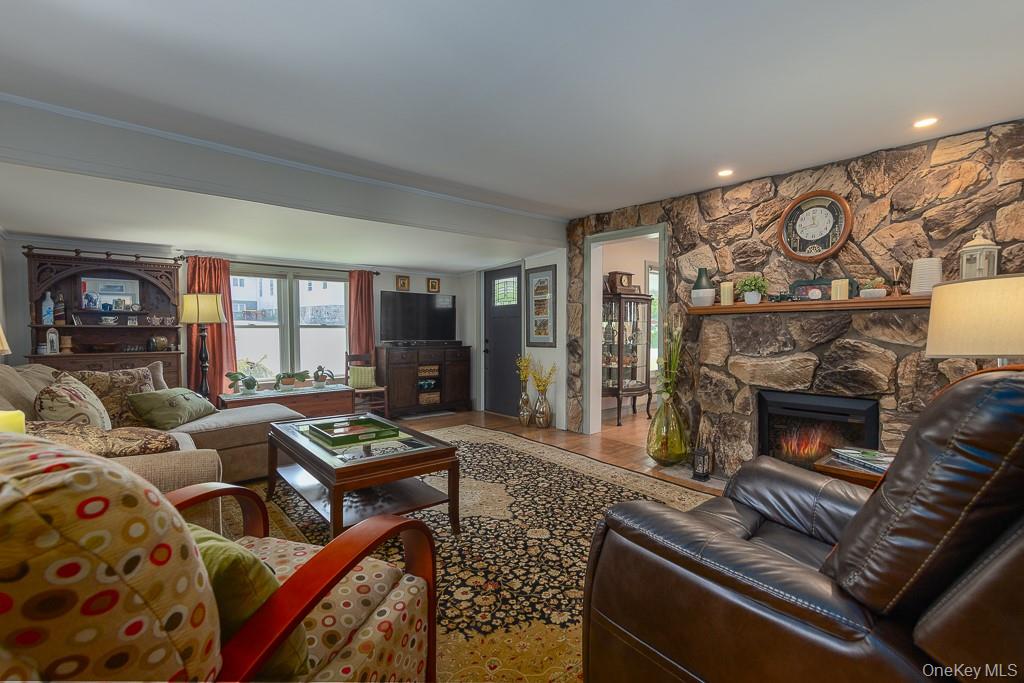 #17 photo, 67-71-73 Little York Road, Warwick , NY 10990