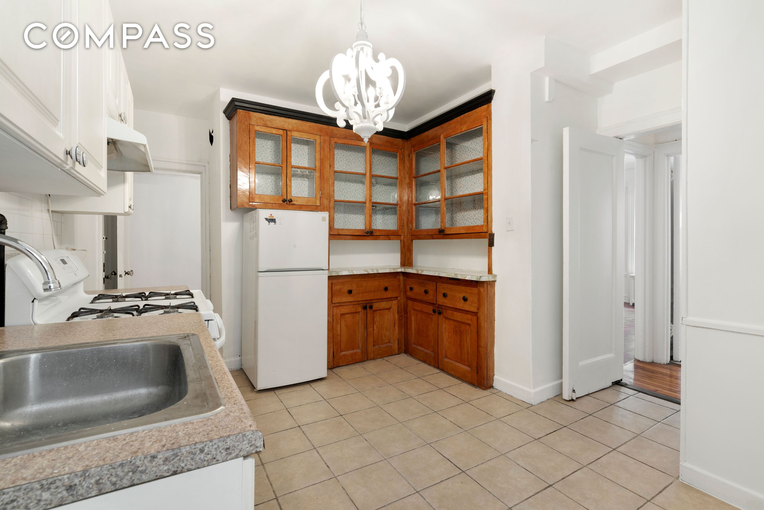 #7 photo, 41 W 82nd Street, マンハッタン Upper West Side , NY 10024