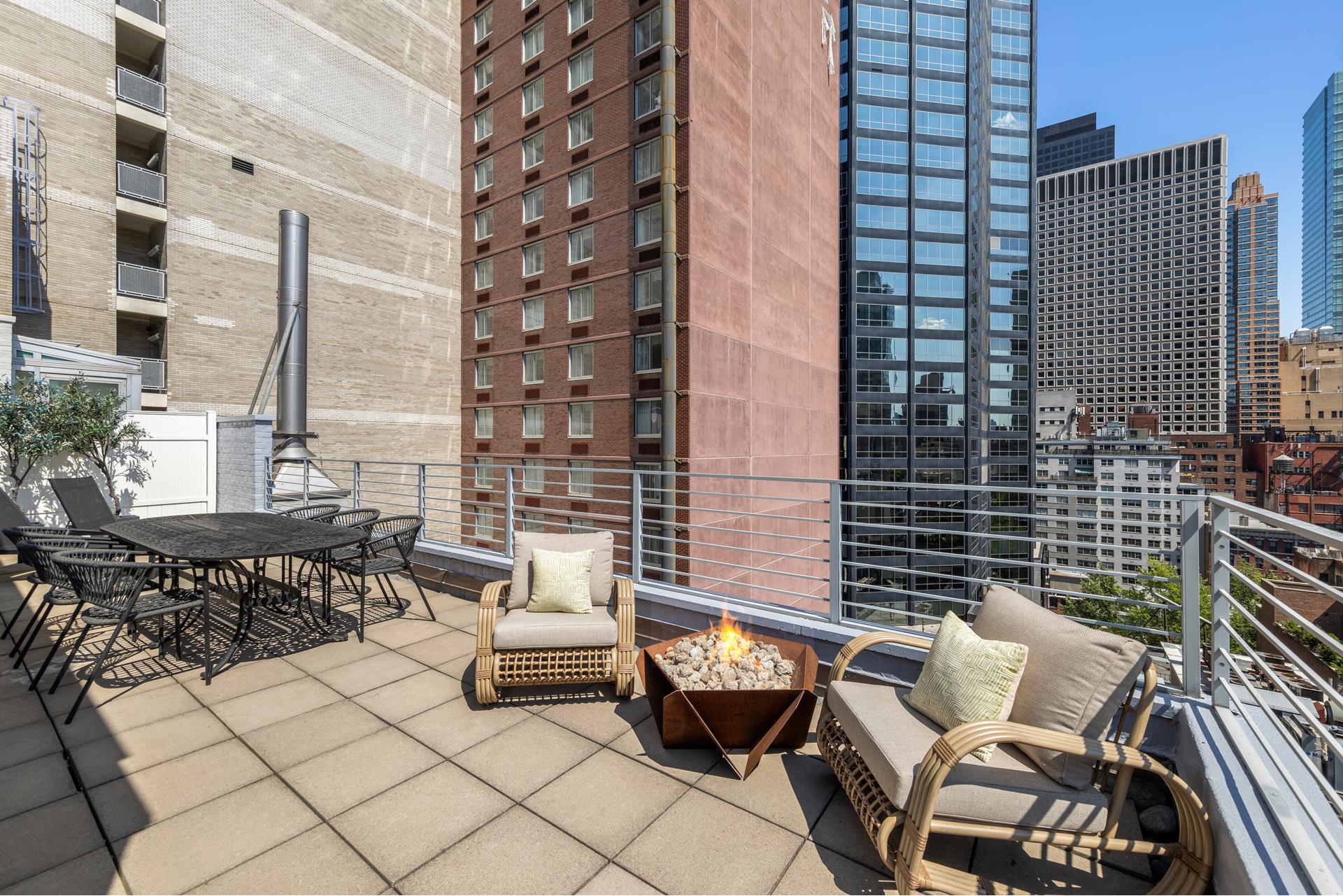 #12 photo, 211 E 51ST Street, マンハッタン Turtle Bay , NY 10022