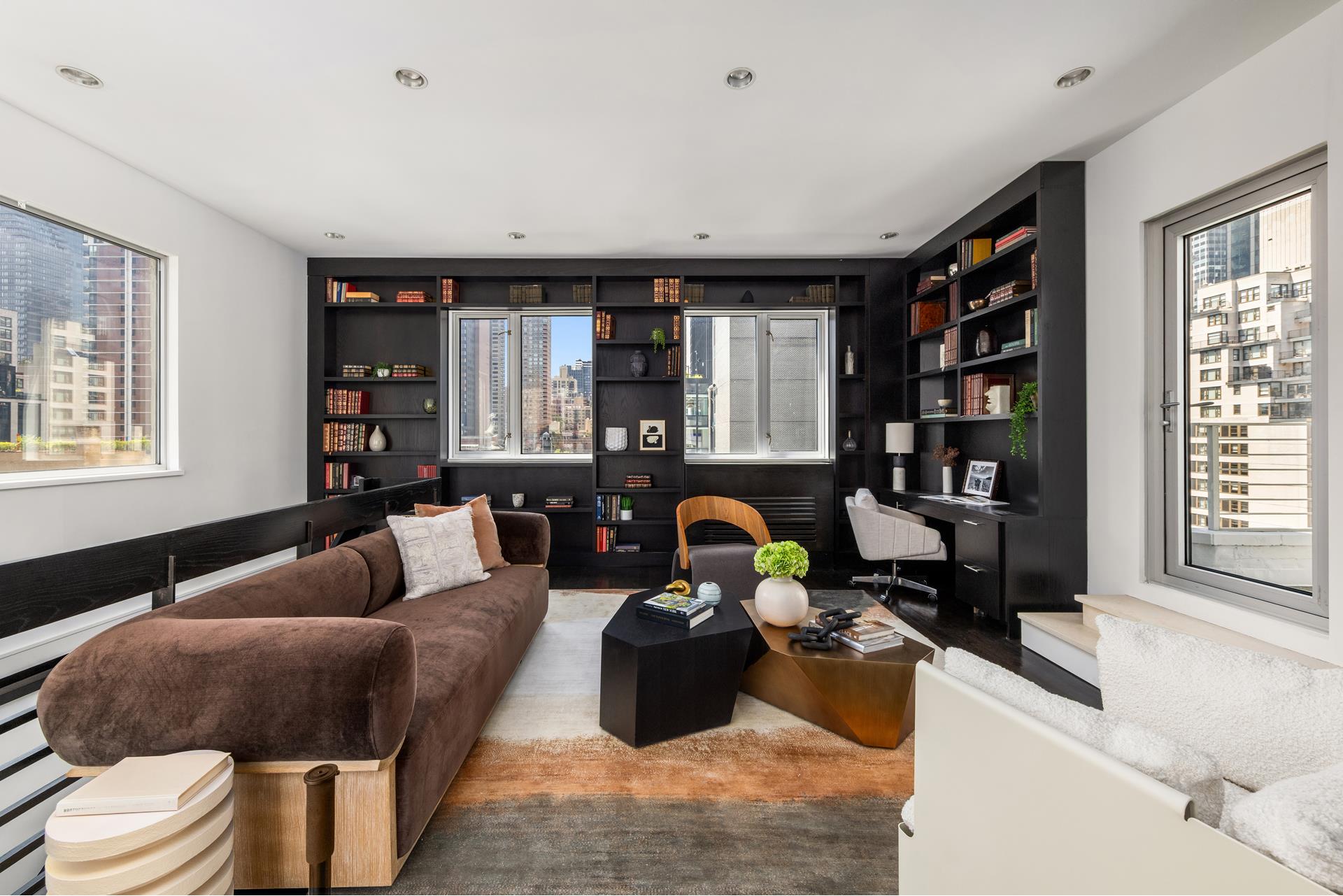 #17 photo, 211 E 51ST Street, マンハッタン Turtle Bay , NY 10022