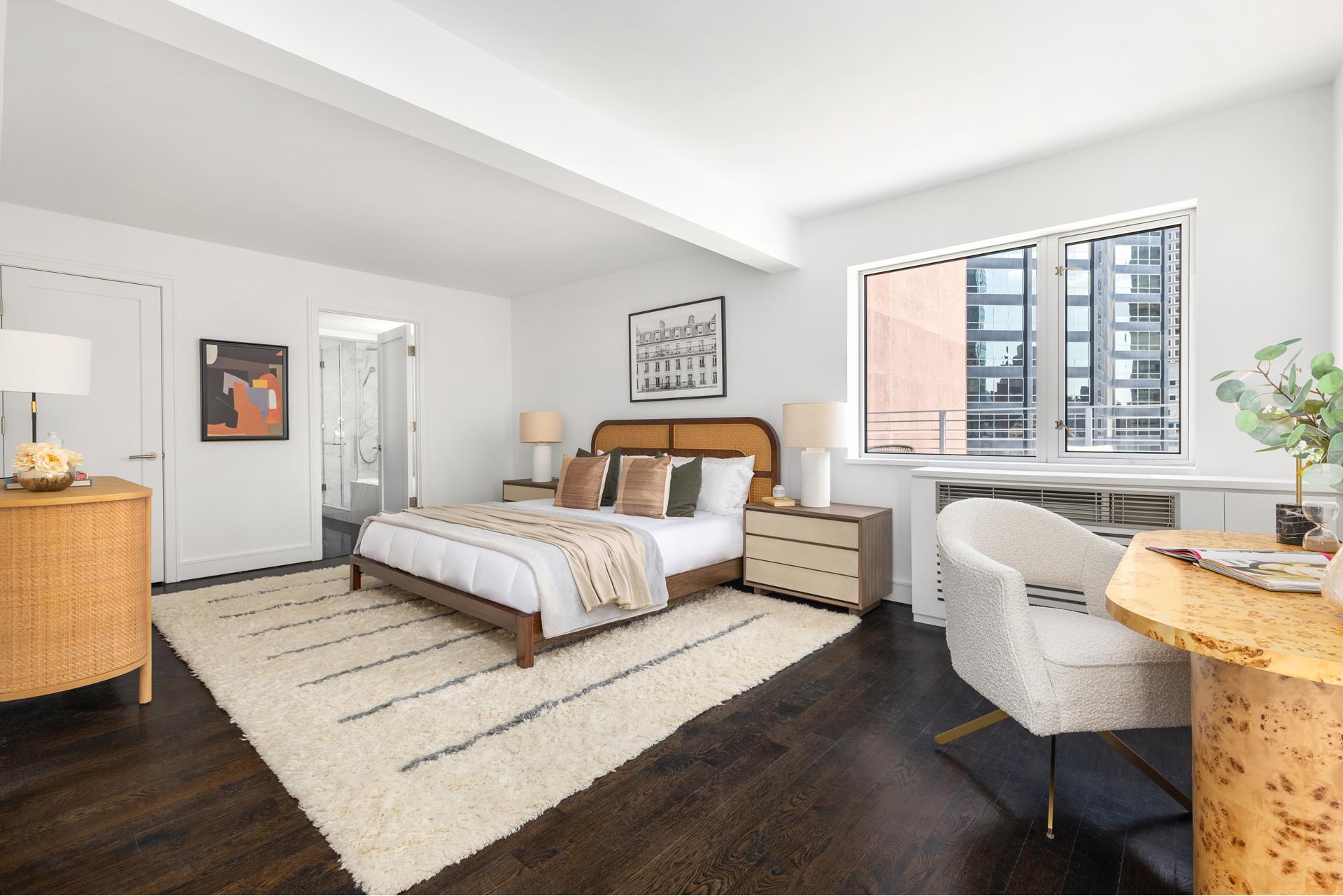 #8 photo, 211 E 51ST Street, マンハッタン Turtle Bay , NY 10022