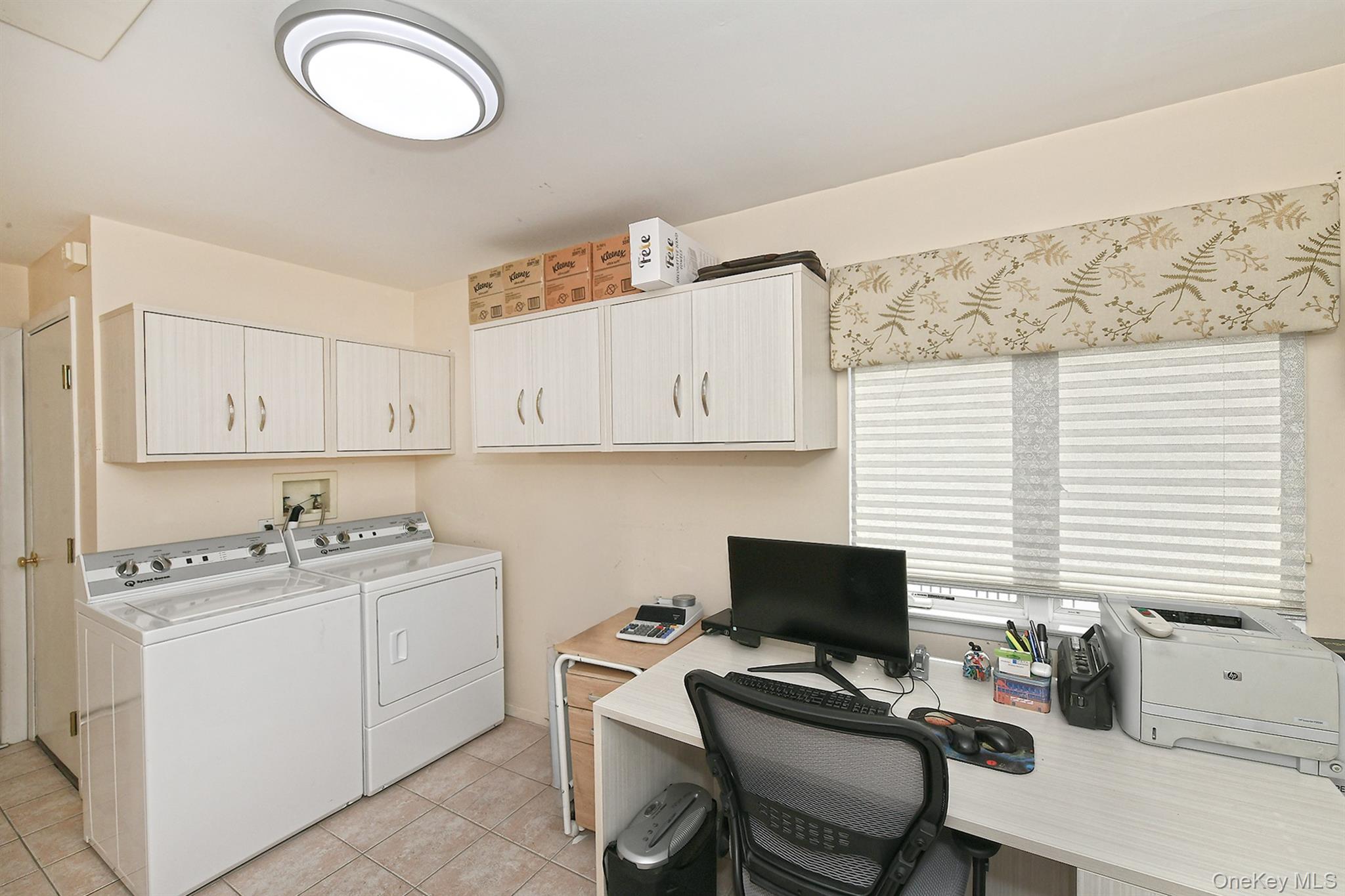 #18 photo, 83 Fairwater Avenue, ナッソー郡 Massapequa , NY 11758