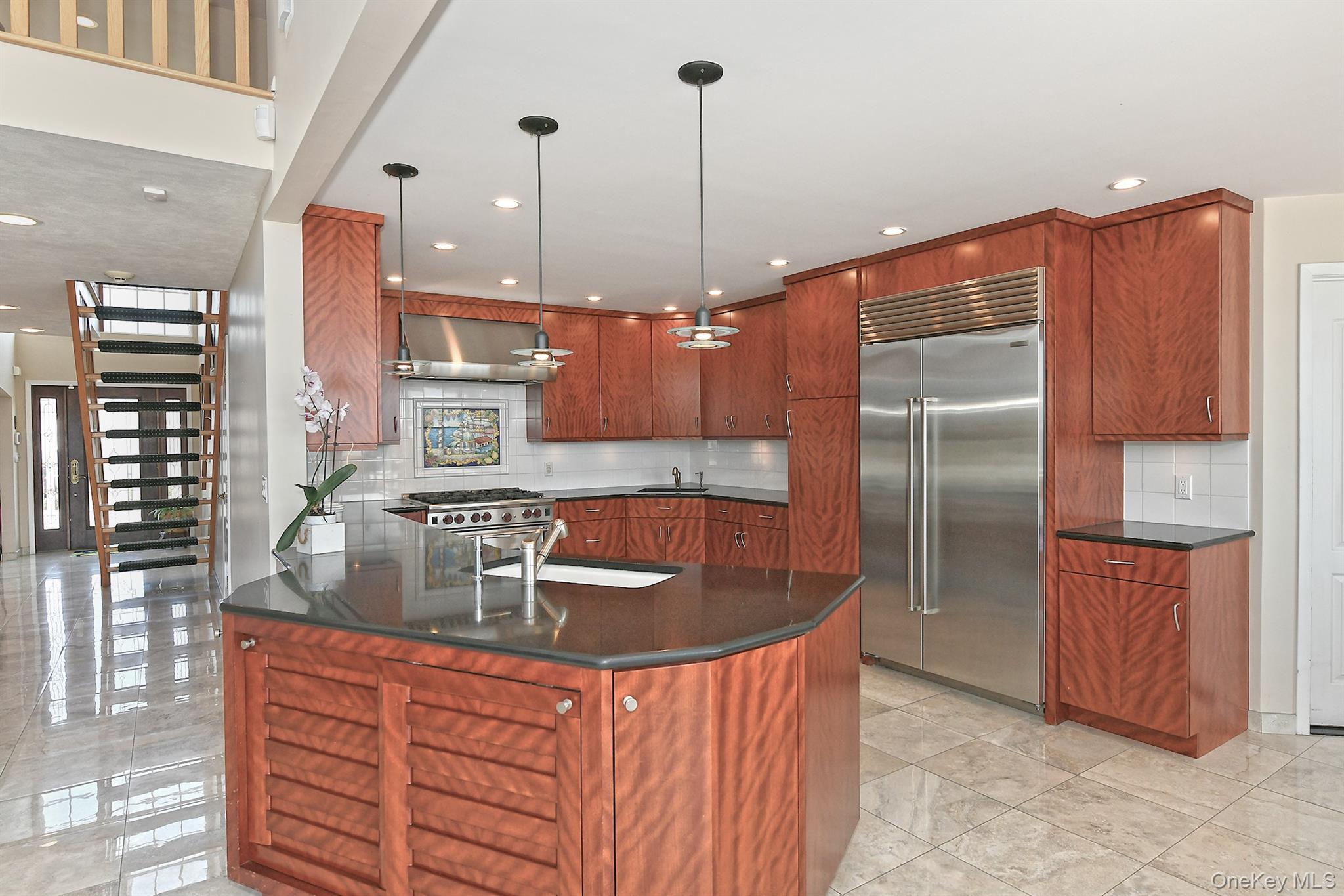 #7 photo, 83 Fairwater Avenue, ナッソー郡 Massapequa , NY 11758