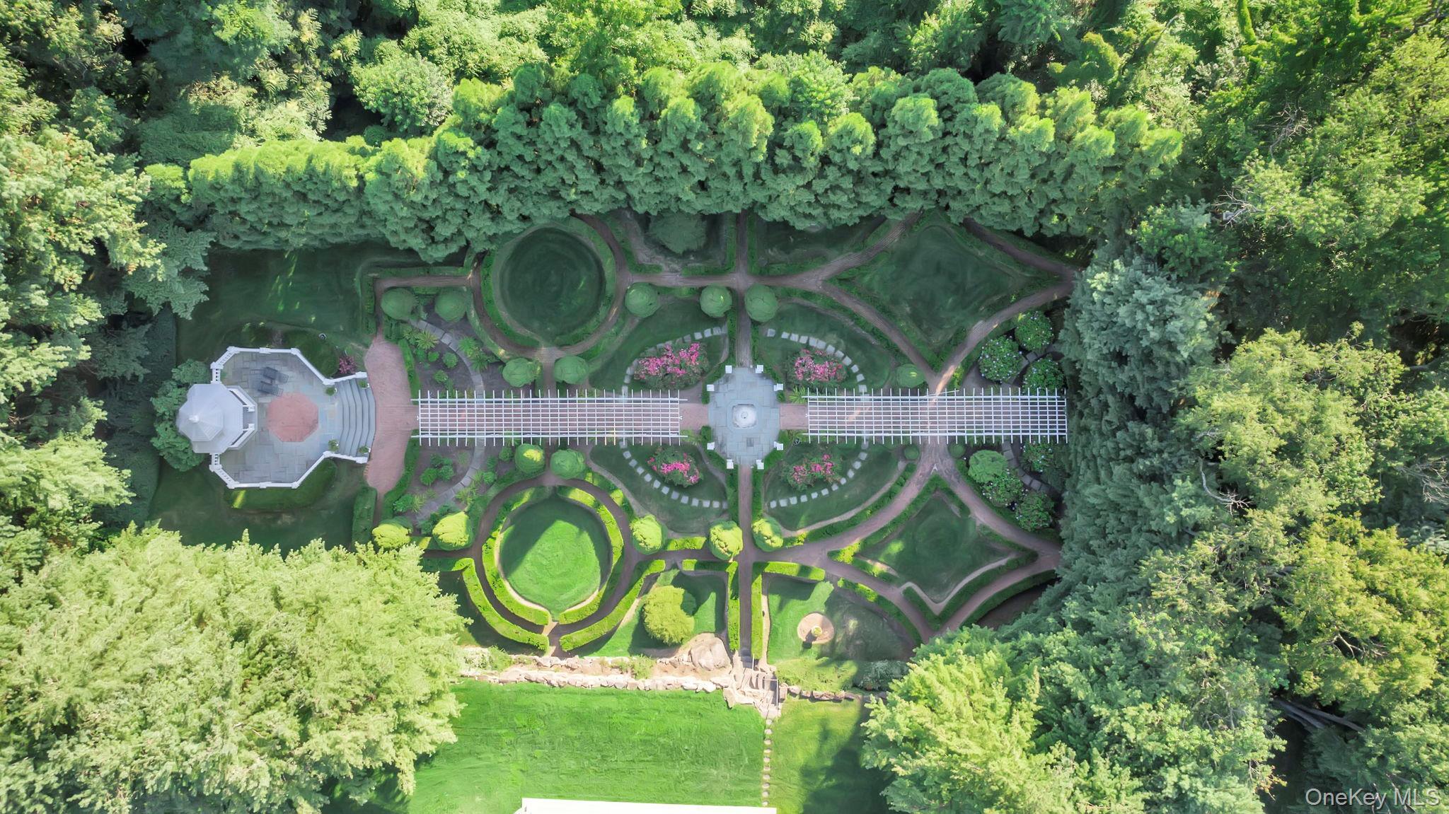 #5 photo, 1111 Stoddart Court, ナッソー郡 Locust Valley , NY 11560