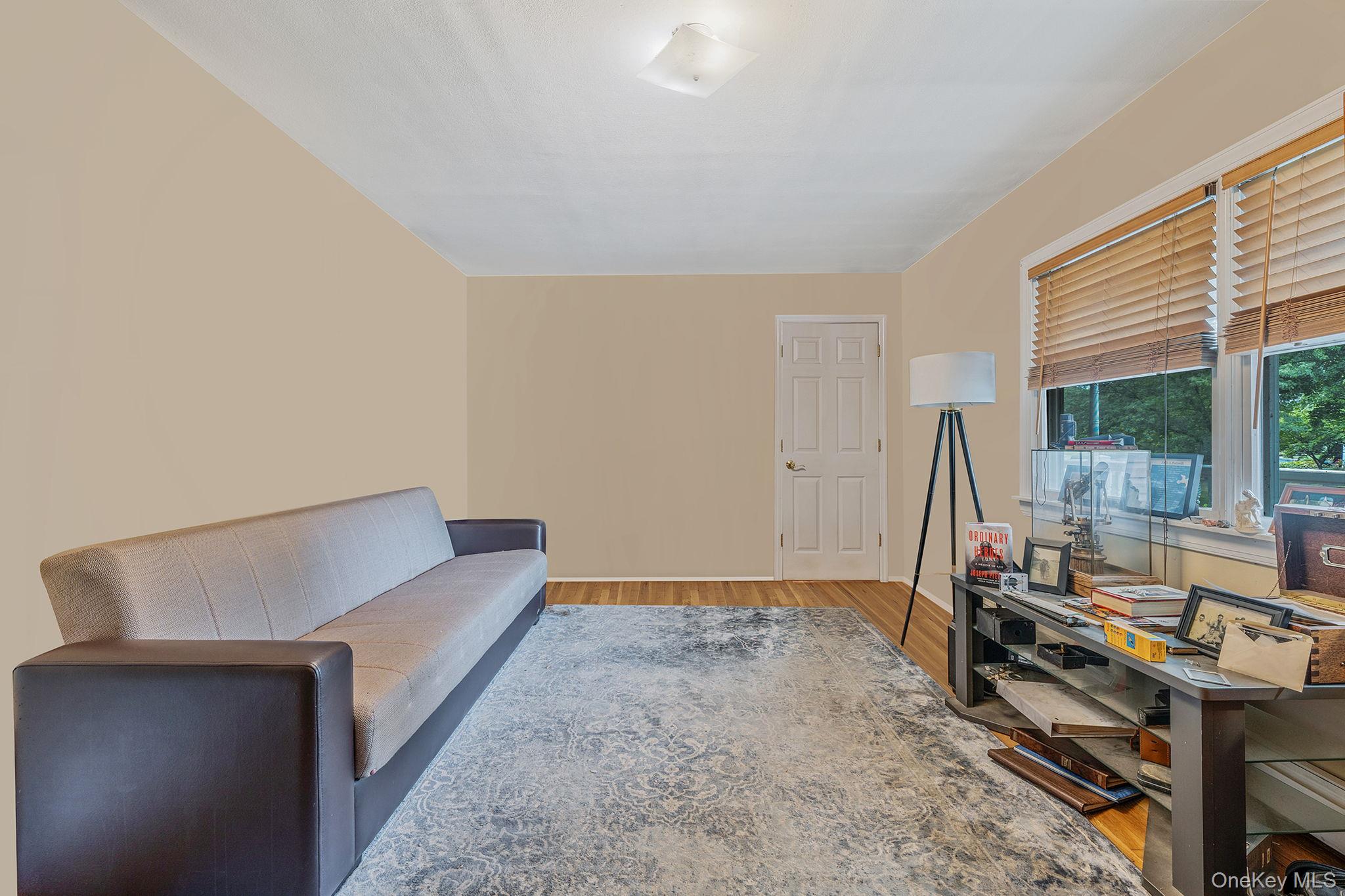 #17 photo, 10 Spyglass Lane, East Setauket , NY 11733