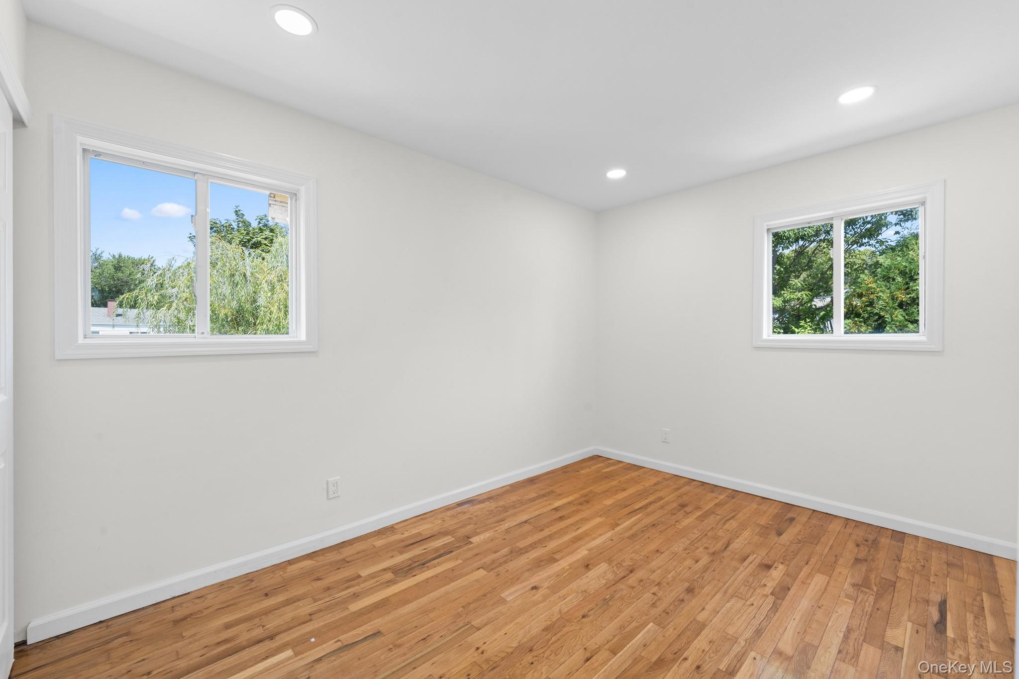 #20 photo, 109 Remington Avenue, サフォーク郡 Selden , NY 11784