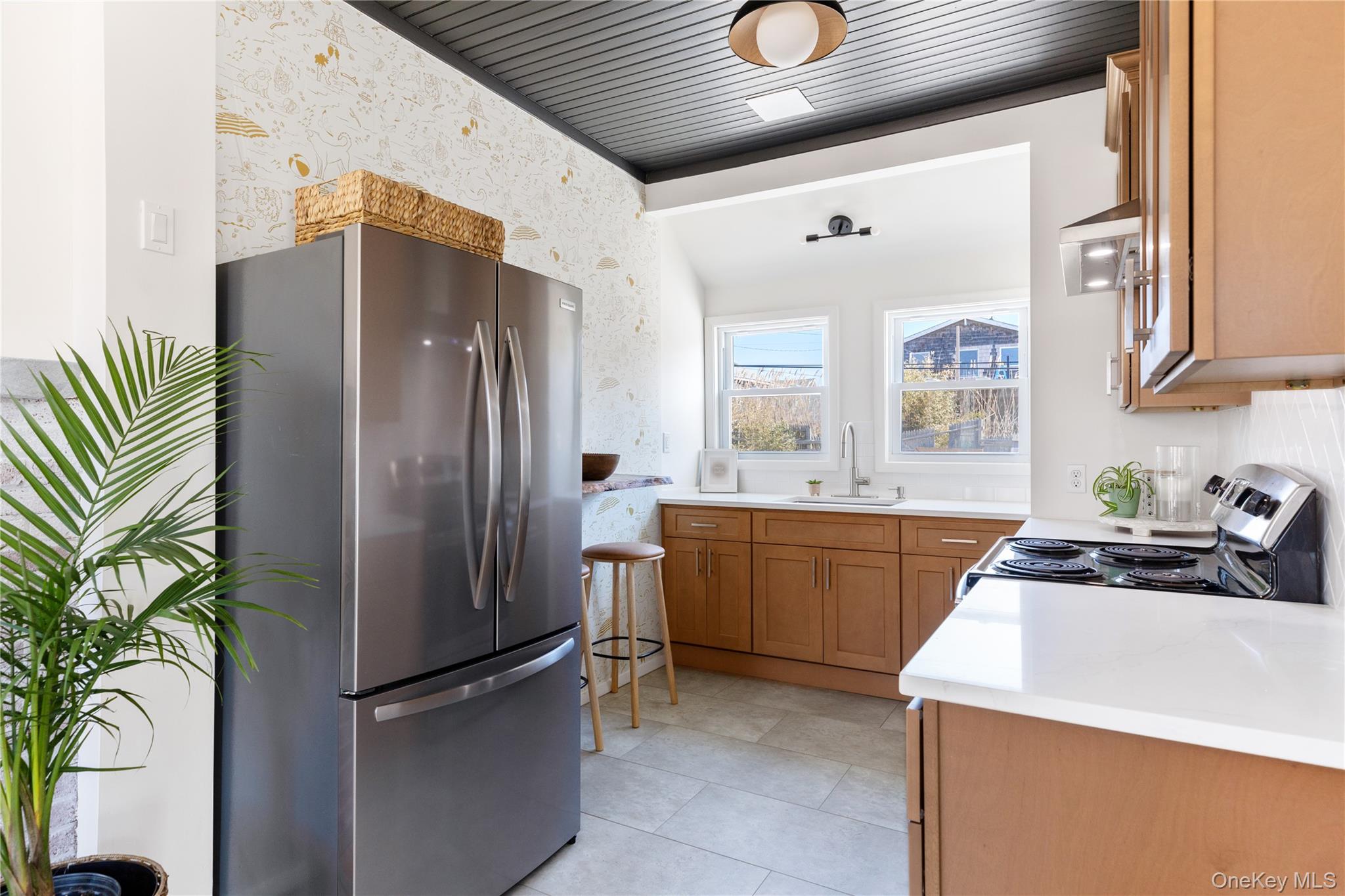 #9 photo, 12 Surfview Walk, Seaview , NY 11770