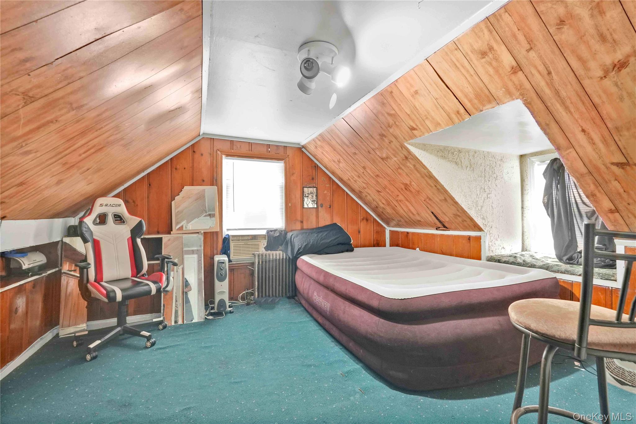 #14 photo, 2347 Roosevelt Avenue, ナッソー郡 East Meadow , NY 11554