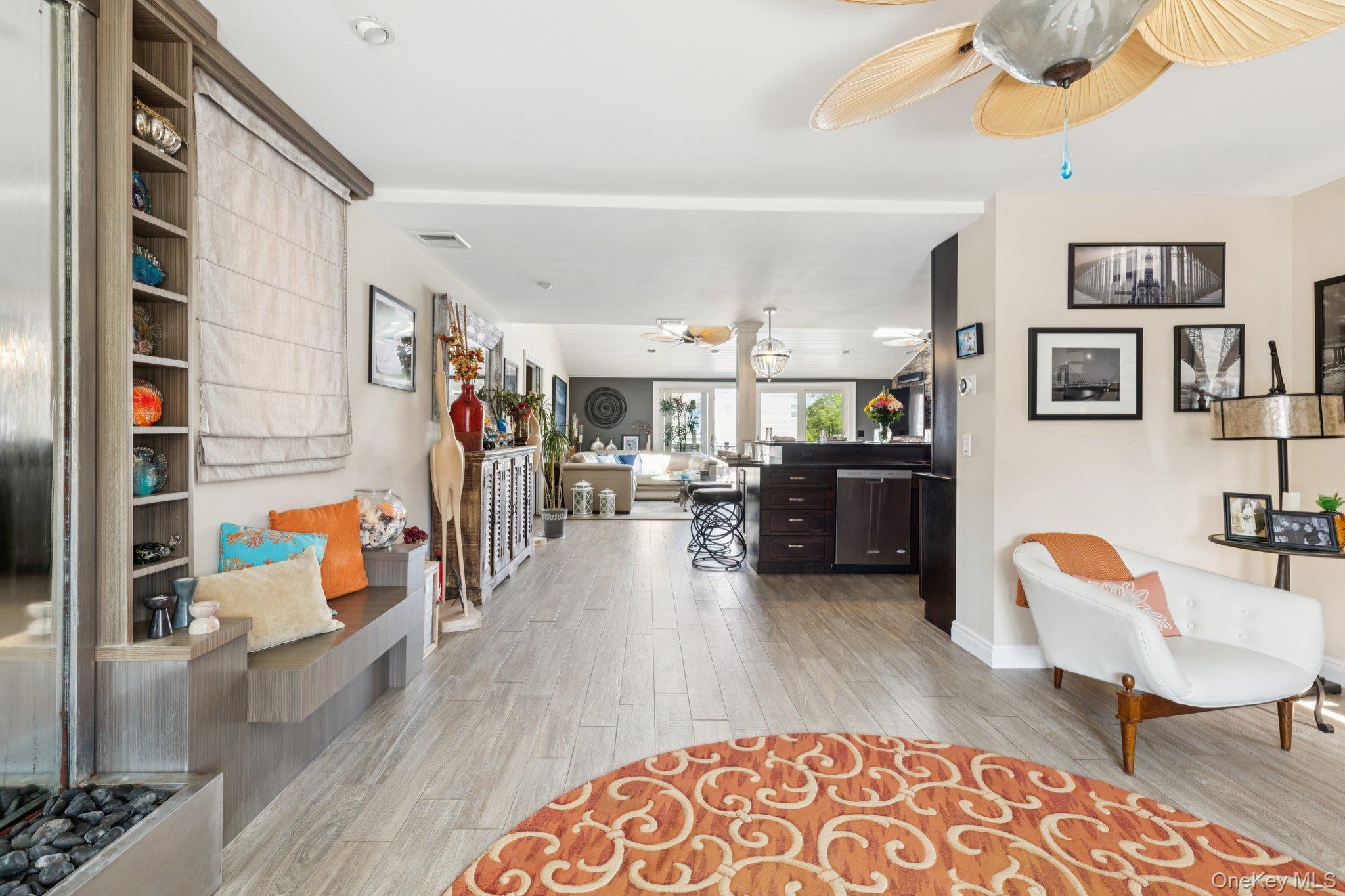 #9 photo, 650 S 9th Street, サフォーク郡 Lindenhurst , NY 11757