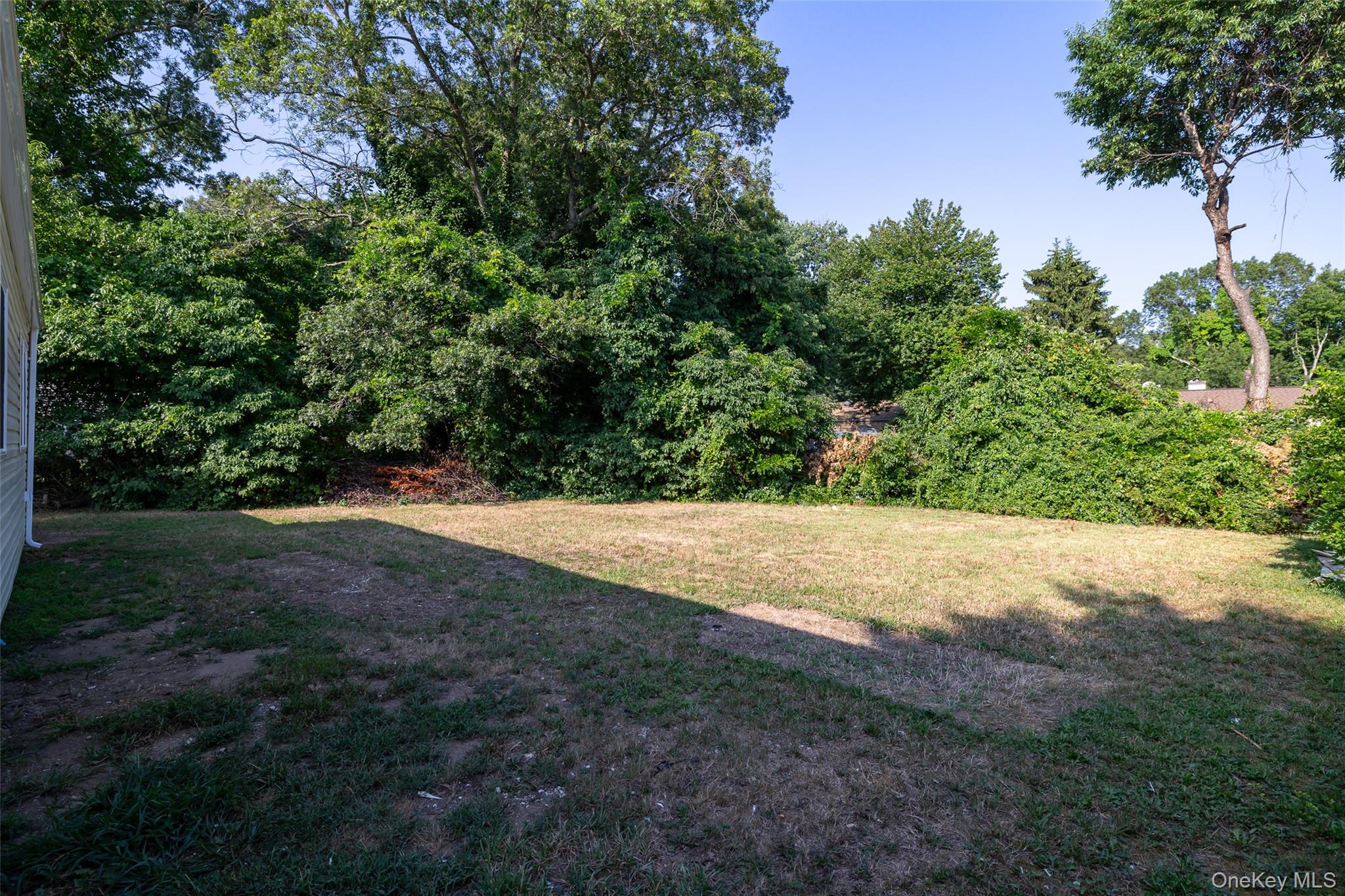 #18 photo, 15 Maple Street, Wyandanch , NY 11798